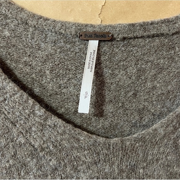 Free People | Wool Yak Blend V-Neck Sweater Knit Pullover Neutral Size S - Picture 2 of 10